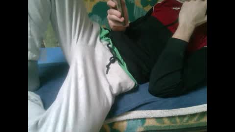 krissifitboy_xxx online show from 12/21/24, 11:55