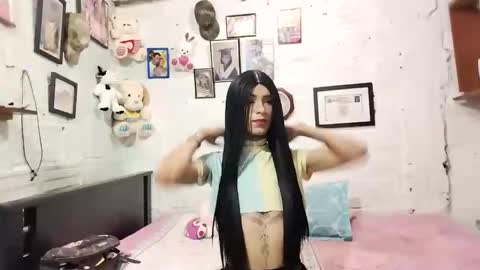 Snapshot of krisstal703358 chatting on 09/17/25, 08:38 krisstal703358 online show from 09/17/25, 08:38