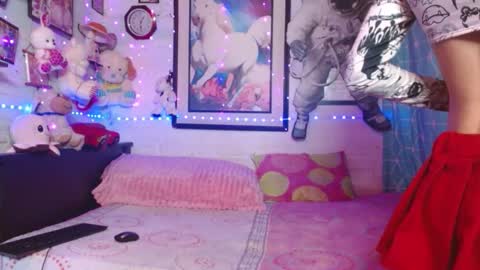 krisstal703358 online show from 02/20/26, 06:26