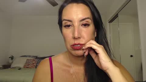 Snapshot of krissy2024 chatting on 12/05/24, 01:36 Krissy online show from 12/05/24, 01:36