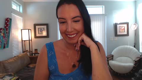 Snapshot of krissy2024 chatting on 12/15/24, 02:05 Krissy online show from 12/15/24, 02:05