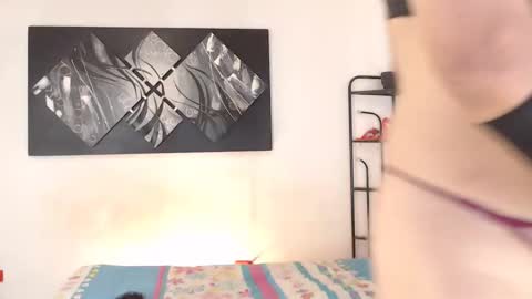 Andrea online show from 11/08/25, 05:23