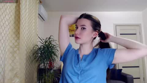 Snapshot of kristal89 chatting on 02/23/25, 11:36 kristal89 online show from 02/23/25, 11:36