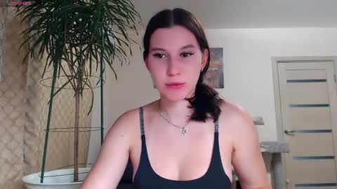 Snapshot of kristal89 chatting on 08/01/26, 12:32 kristal89 online show from 08/01/26, 12:32