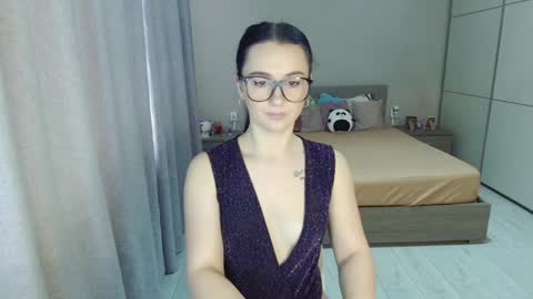 Snapshot of kristall_xxx chatting on 01/30/25, 10:50 twitter    Annemarye 23 online show from 01/30/25, 10:50