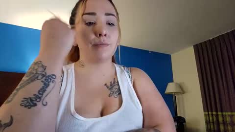 KristalDaddy online show from 11/17/25, 06:03