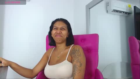 kristel_lee online show from 12/13/24, 12:06