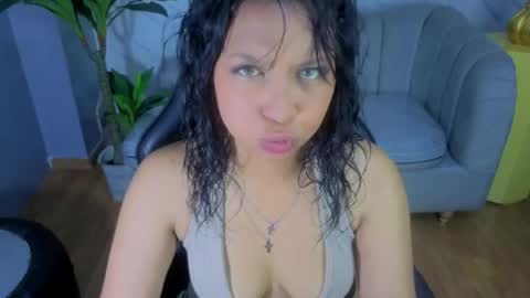 kris online show from 04/21/26, 03:02