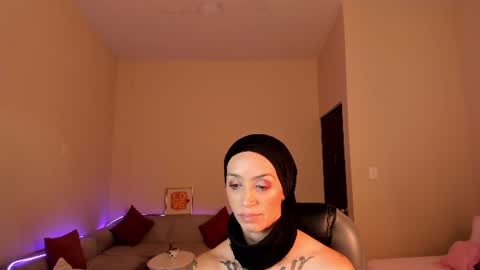 Sophia online show from 07/01/26, 07:24