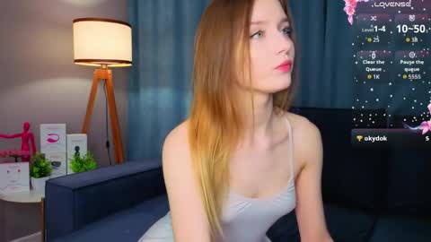 Kristen online show from 04/06/26, 04:19