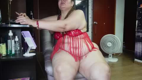 Snapshot of kristenhill1 chatting on 09/24/25, 12:47 Kristen online show from 09/24/25, 12:47