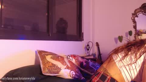 Snapshot of kristenwylde chatting on 12/09/24, 06:14 Kristen Wylde -  online show from 12/09/24, 06:14