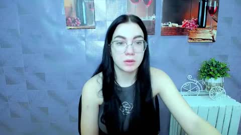 Kristen online show from 10/20/25, 07:31