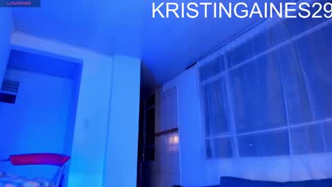 Snapshot of kristiingaines_ chatting on 02/18/25, 02:05 kristin online show from 02/18/25, 02:05