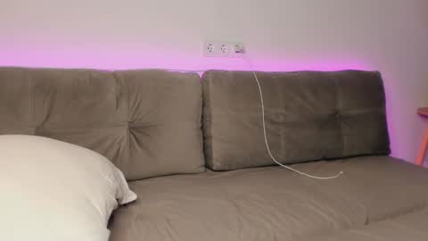 Snapshot of kristina_angel1 chatting on 11/14/25, 12:48 polya online show from 11/14/25, 12:48