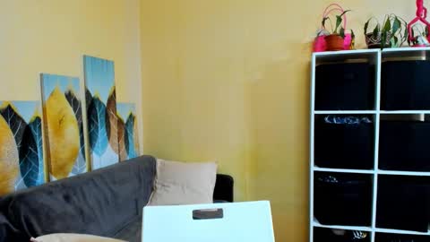 Christina online show from 10/21/25, 08:48