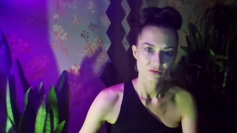 Kristina online show from 12/10/24, 07:22