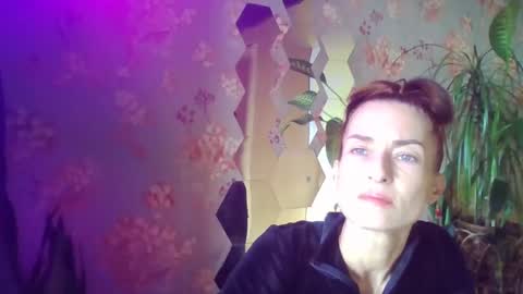 Kristina online show from 02/04/25, 01:06