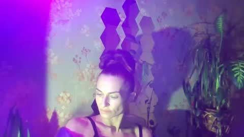 Kristina online show from 02/05/25, 04:47