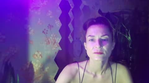 Kristina online show from 02/09/25, 06:11