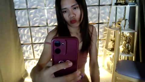 Snapshot of kristine_fox chatting on 04/21/26, 03:35 kristine_fox online show from 04/21/26, 03:35