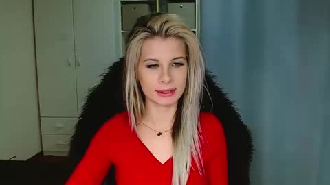 Snapshot of kristineamore chatting on 02/18/26, 09:11 KristineAmore online show from 02/18/26, 09:11