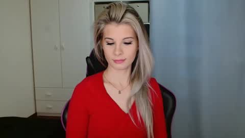 Snapshot of kristineamore chatting on 03/01/26, 08:05 KristineAmore online show from 03/01/26, 08:05