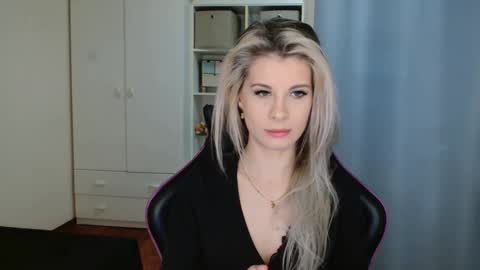 KristineAmore online show from 03/18/26, 07:11