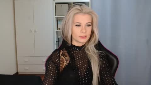 KristineAmore online show from 03/30/26, 06:14