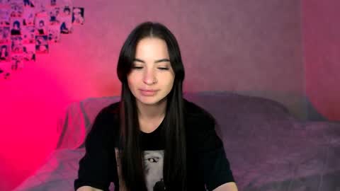 Snapshot of kristinsquirt chatting on 05/03/26, 07:20 Kristina online show from 05/03/26, 07:20