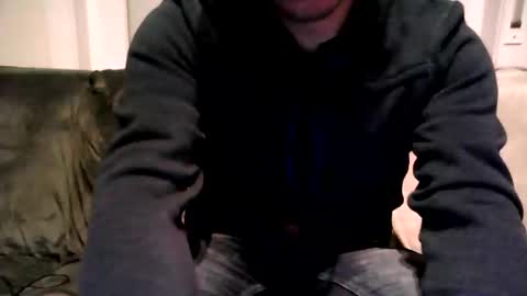 kristoffer220 online show from 12/16/24, 07:32