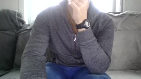 kristoffer220 online show from 12/17/25, 09:04