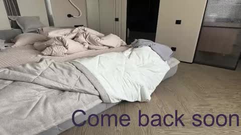 Snapshot of kristy_dolly chatting on 11/05/25, 11:49 kristy_dolly online show from 11/05/25, 11:49