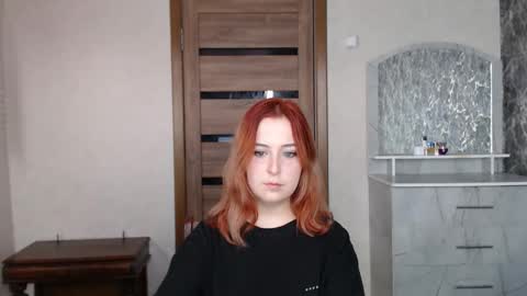 Kristy online show from 09/09/25, 01:38