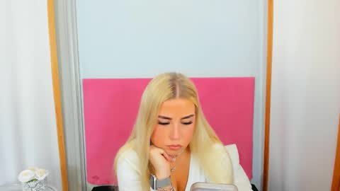 KristyFlowers online show from 02/07/25, 09:47