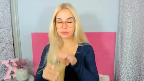 KristyFlowers online show from 10/18/25, 05:10