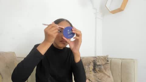 Cristina online show from 10/18/25, 08:09