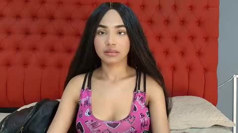 Cristina online show from 11/24/25, 08:08