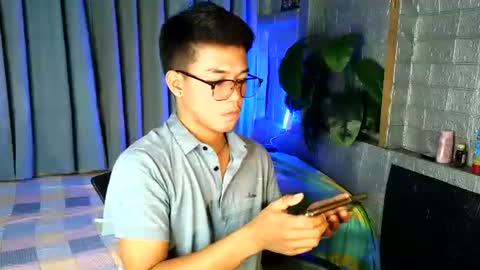 Snapshot of kritthanarkorn chatting on 05/21/26, 02:13 kritthanarkorn online show from 05/21/26, 02:13