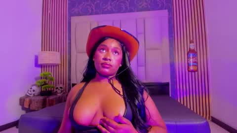 krixty online show from 10/27/25, 10:03