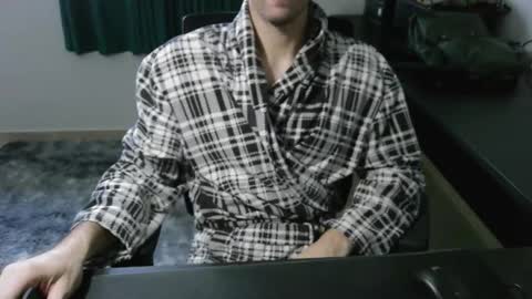 Snapshot of krocr_iras chatting on 05/21/26, 11:06 Lucas Edu online show from 05/21/26, 11:06