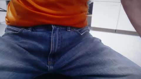 Snapshot of kronur chatting on 04/28/26, 11:59 kronur online show from 04/28/26, 11:59