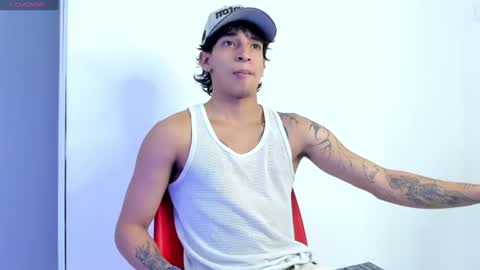 Kroy Wave  Muscle Tattoos Latino online show from 06/17/26, 03:42
