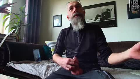 krummersaebel online show from 02/25/25, 01:28