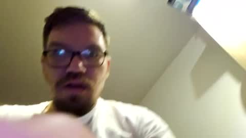 Snapshot of kryptoni18435 chatting on 01/15/25, 07:55 Tommy online show from 01/15/25, 07:55