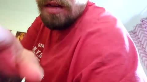 Snapshot of kryptoni18435 chatting on 10/19/25, 11:44 Tommy online show from 10/19/25, 11:44