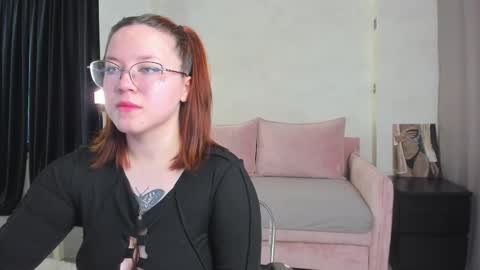 Krys online show from 09/16/25, 12:33