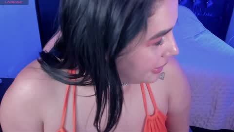 Snapshot of krysstal__ chatting on 02/04/25, 06:04 online show from 02/04/25, 06:04