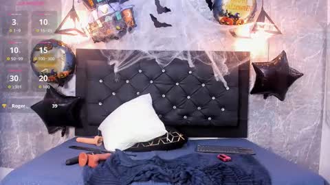 Snapshot of krystal_taylor23 chatting on 10/28/25, 02:20 Kystal Taylor online show from 10/28/25, 02:20