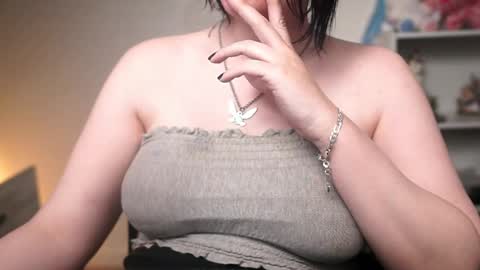 Krystal Syx online show from 03/12/26, 07:53